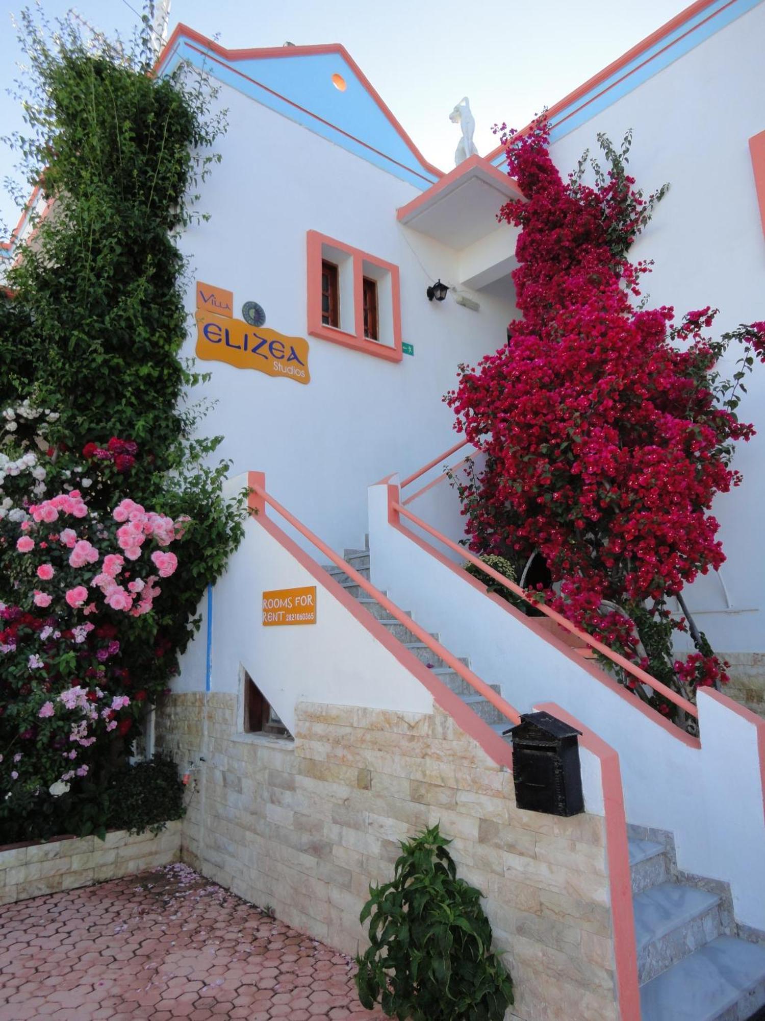 Villa Elizea สตาโลส ภายนอก รูปภาพ