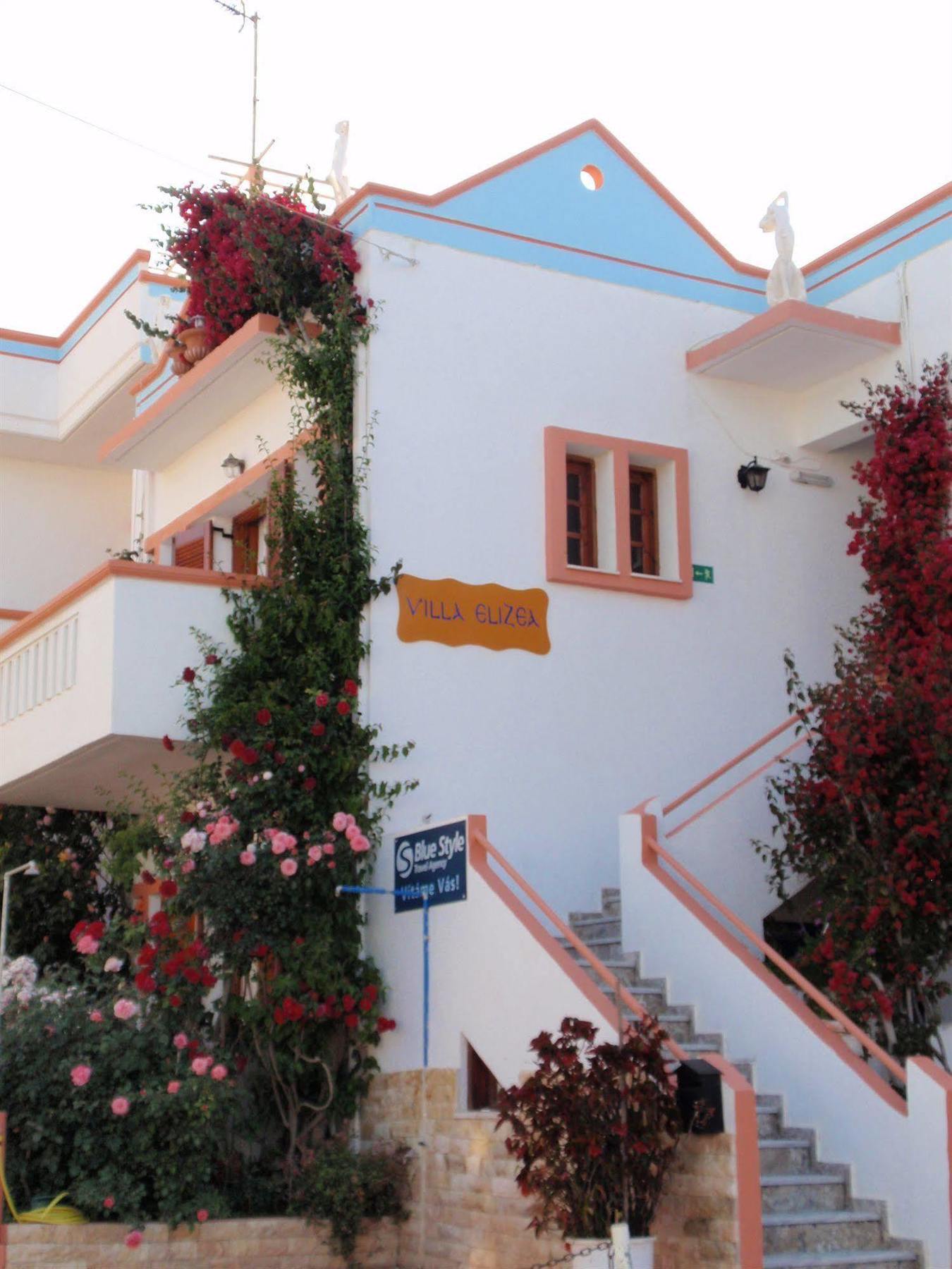 Villa Elizea สตาโลส ภายนอก รูปภาพ