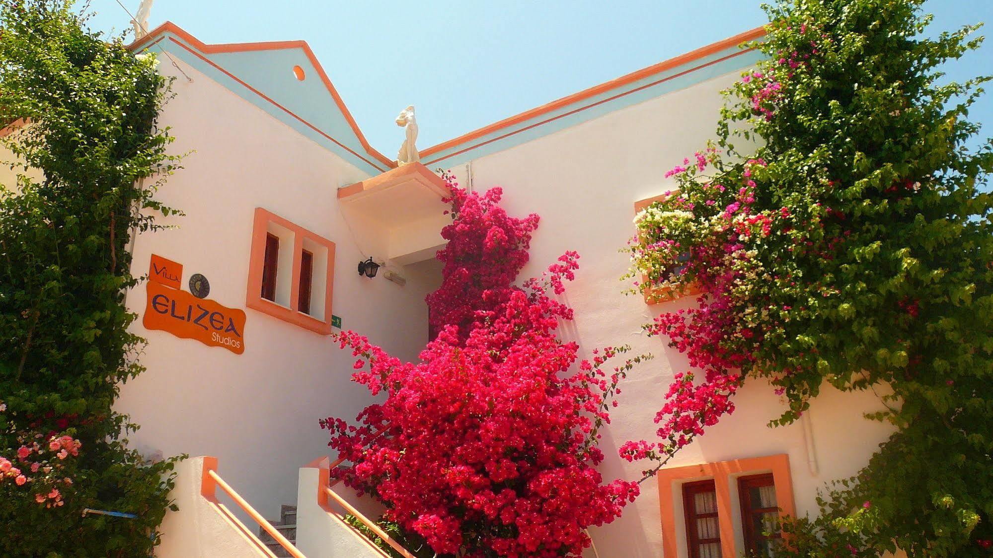 Villa Elizea สตาโลส ภายนอก รูปภาพ